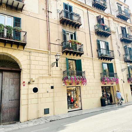 Casa Vittoria Hotel Palermo Buitenkant foto