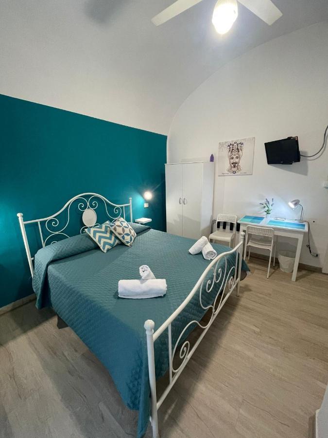 Casa Vittoria Hotel Palermo Buitenkant foto