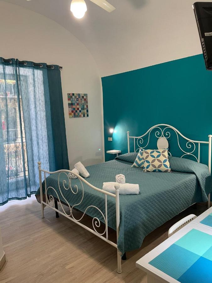 Casa Vittoria Hotel Palermo Buitenkant foto